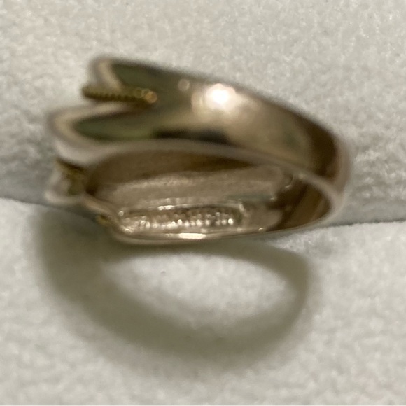 🍀Tiffany & Co. Sterling Silver & Gold Shrimp Dome Ring - Picture 5 of 6